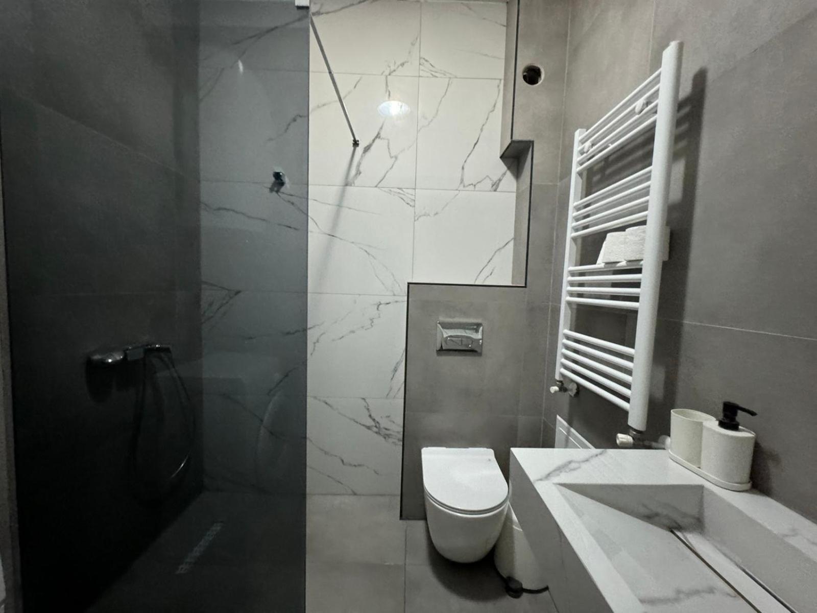 Gigi Apartment By Eluxory Scopia Exterior foto
